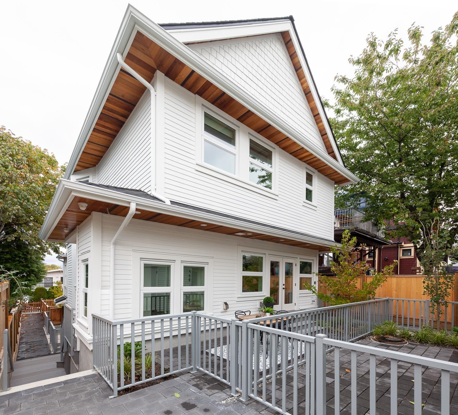754 E 14th Avenue, Vancouver, BC, V5T 2N4
