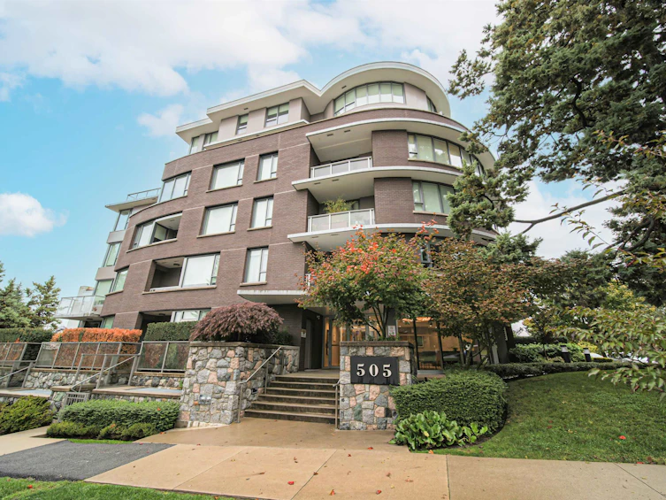 206-505 W 30th Avenue, Vancouver, BC, V5Z 0G4