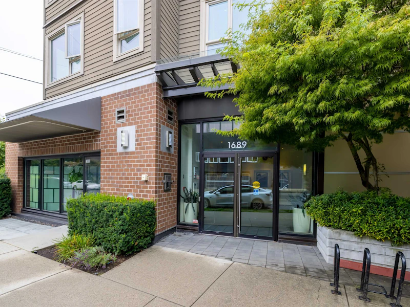 305 - 1689 E 13th Avenue, Vancouver BC V5N 0A5