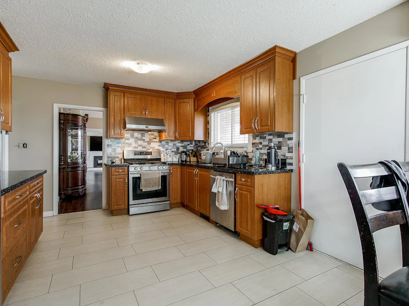 15039 68th Avenue, Surrey BC V3S 2B8