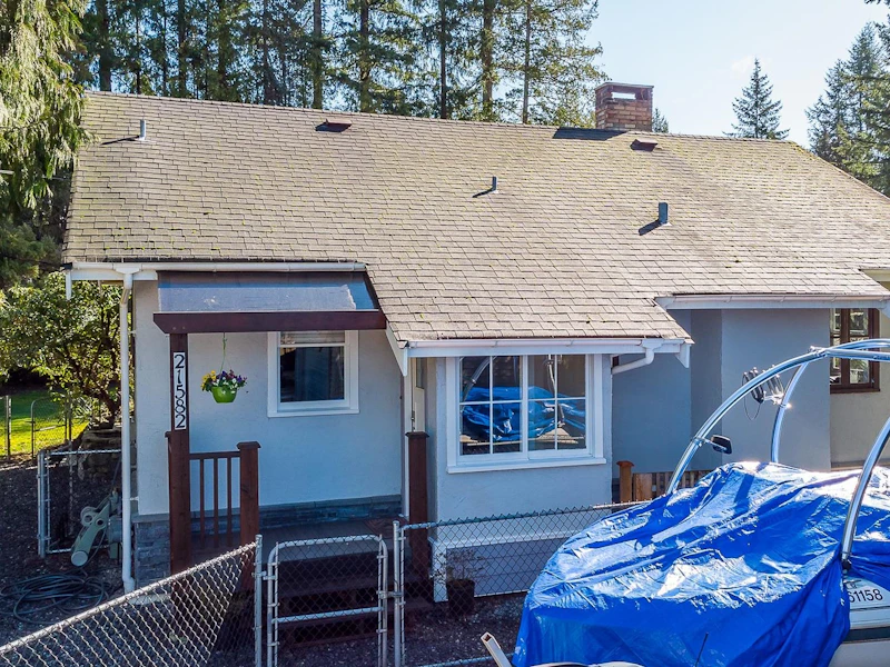21582 121st Avenue, Maple Ridge BC V2X 3S4
