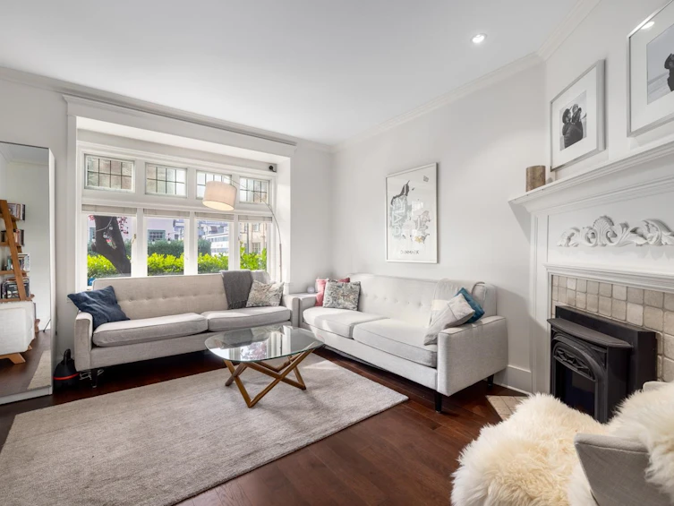 2634 Hemlock Street, Vancouver, BC, V6H 2V5