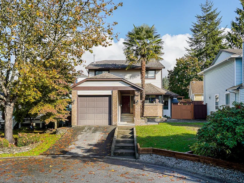 811 Porteau Place, North Vancouver BC V7H 2P8