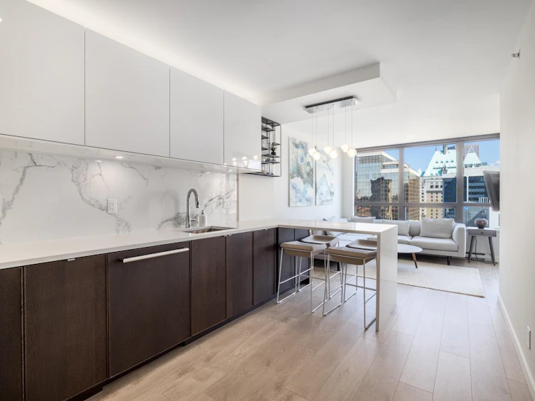 1916-938 Smithe Street, Vancouver, BC, V6Z 3H8
