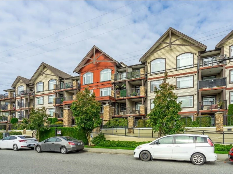 203 - 19939 55a Avenue, Langley BC V3A 3X4