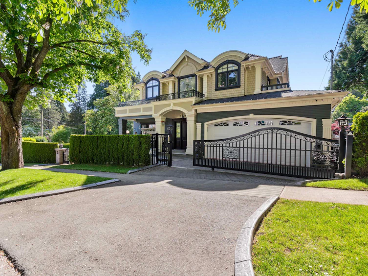 6487 Mccleery Street, Vancouver, BC, V6N 1G5