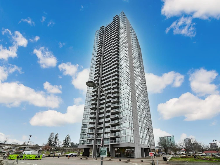 15090 98a Avenue, Surrey, BC, V3R 8H3
