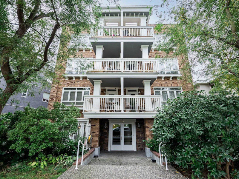 404 - 2036 York Avenue, Vancouver BC V6J 1E6