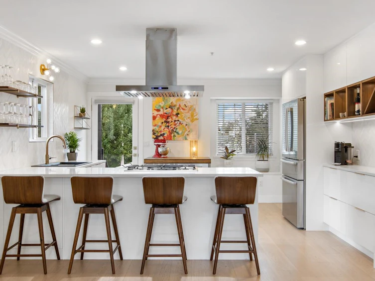 6450 St. George Street, Vancouver, BC, V5W 2Y6