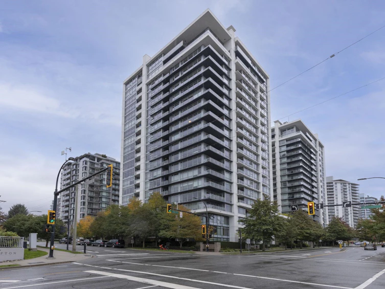 1008-1320 Chesterfield Avenue, North Vancouver, BC, V7M 0A6