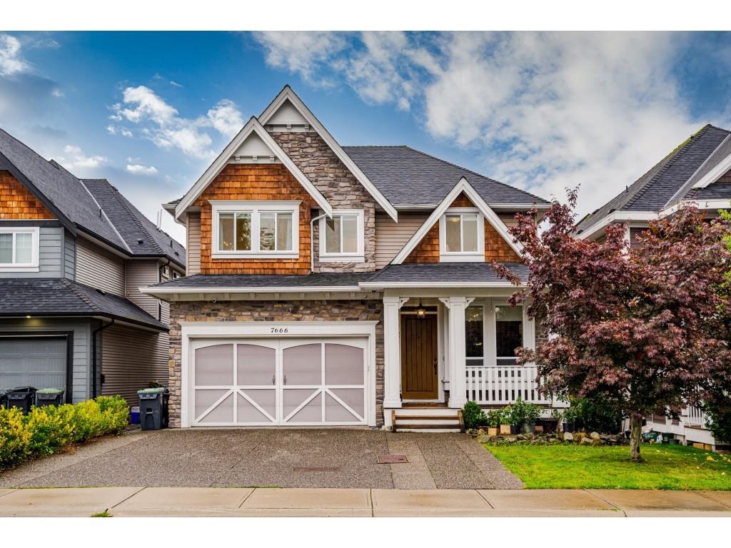 7666 210a Street, Langley, BC, V2Y 0L1