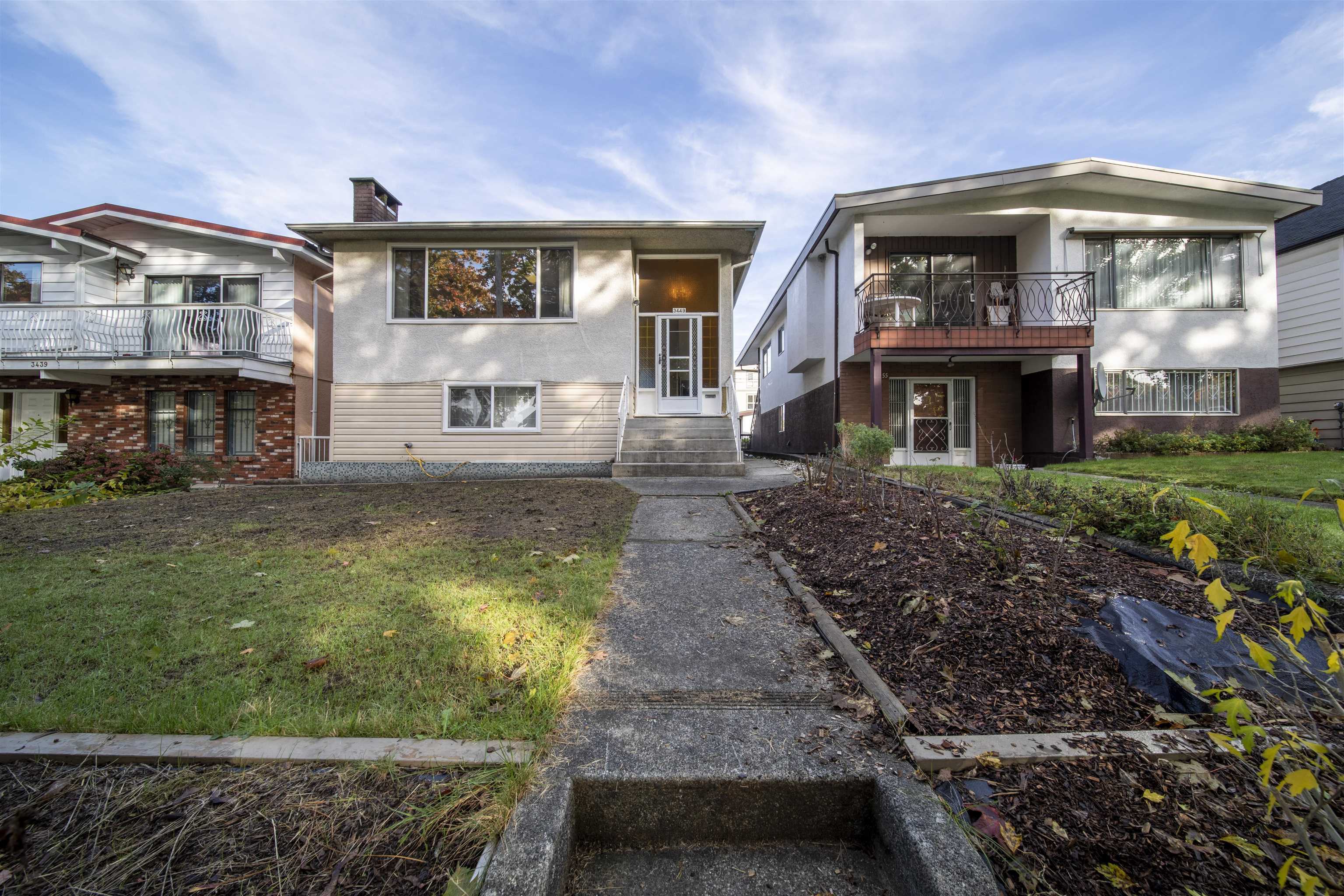 3449 E Pender Street, Vancouver, BC, V5K 2C9