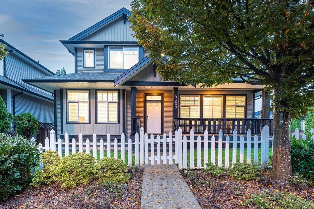 9308 216 Street, Langley, BC, V1M 4E1