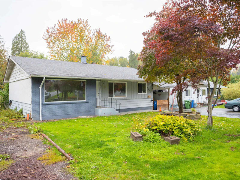 2451 Crescent Way, Abbotsford BC V2S 3M1