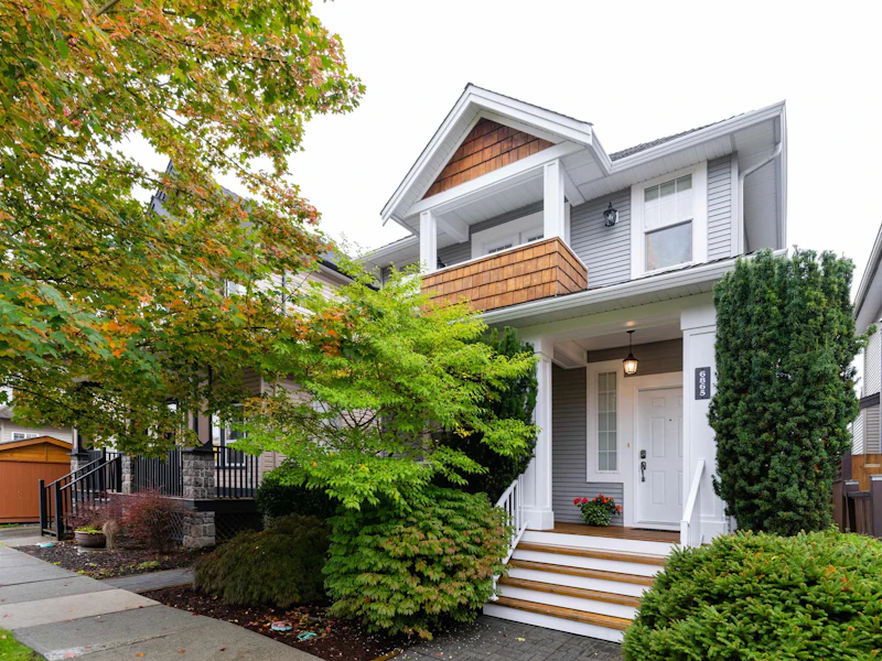 6865 192a Street, Surrey BC V4N 0B6