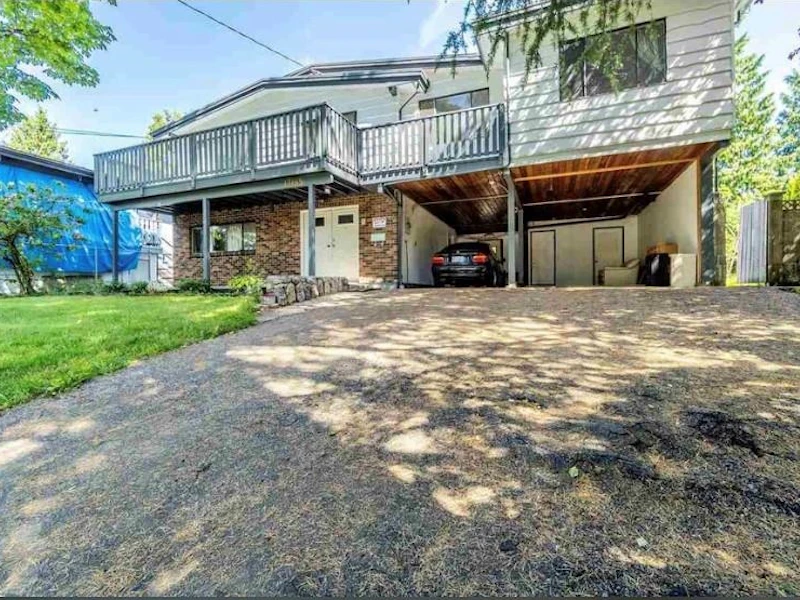 13155 99a Avenue, Surrey BC V3T 1G2