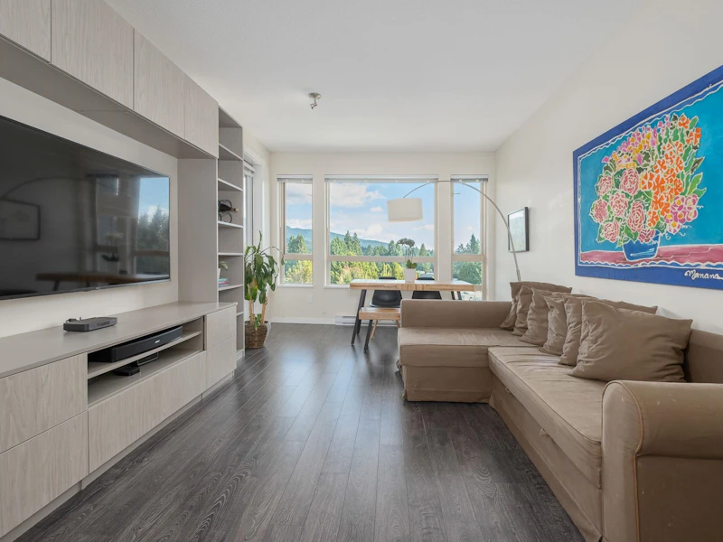 523 - 2665 Mountain Highway, North Vancouver BC