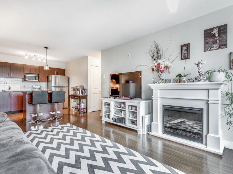 208 - 12075 228th Street, Maple Ridge BC V2X 6M2