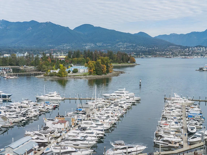 1201 - 588 Broughton Street, Vancouver BC V6G 3E3