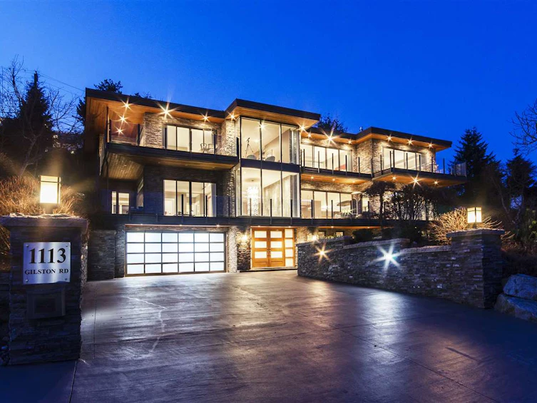 1113 Gilston Road, West Vancouver, BC, V7S 2E7