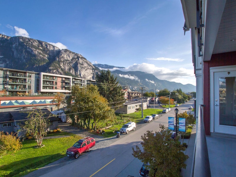 311 - 1336 Main Street, Squamish BC V8B 0R2