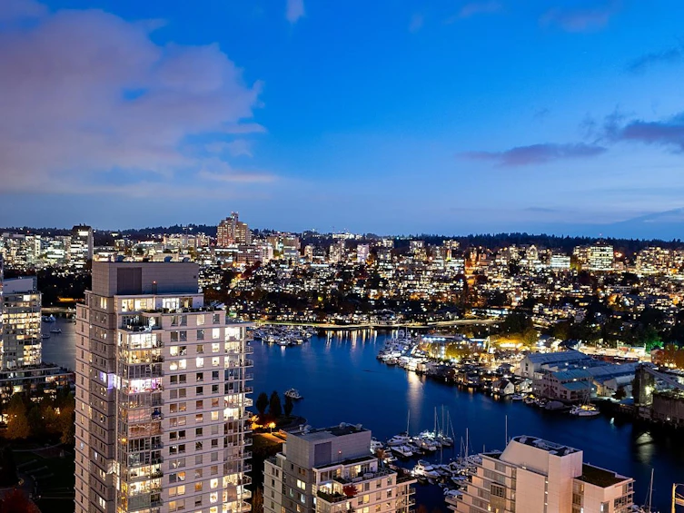 3201-1480 Howe Street, Vancouver, BC, V6Z 0G5