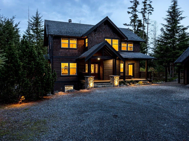 347 Salal Road, Bowen Island BC V0N 1G2