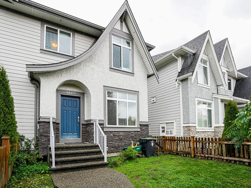 20973 80th Avenue, Langley BC V2Y 0R3