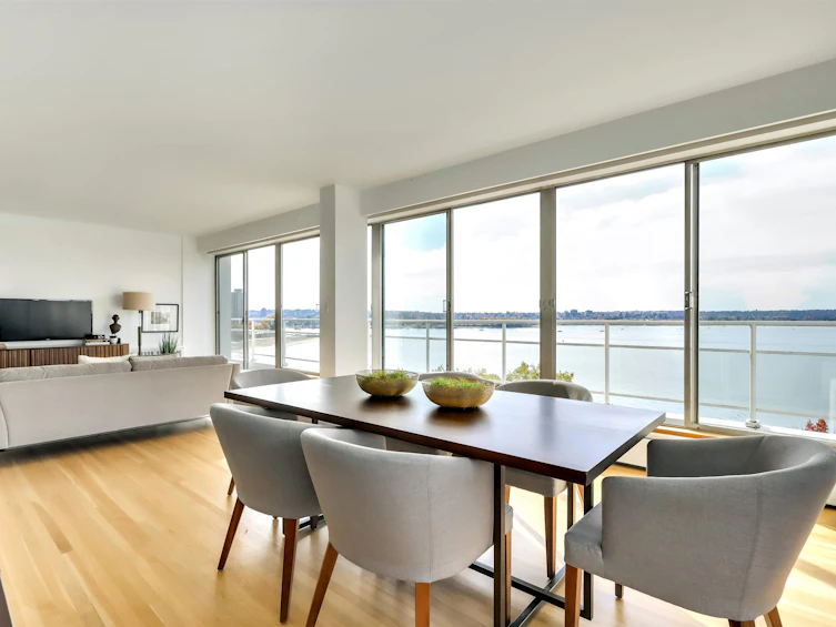 802-2095 Beach Avenue, Vancouver, BC, V6G 1Z3