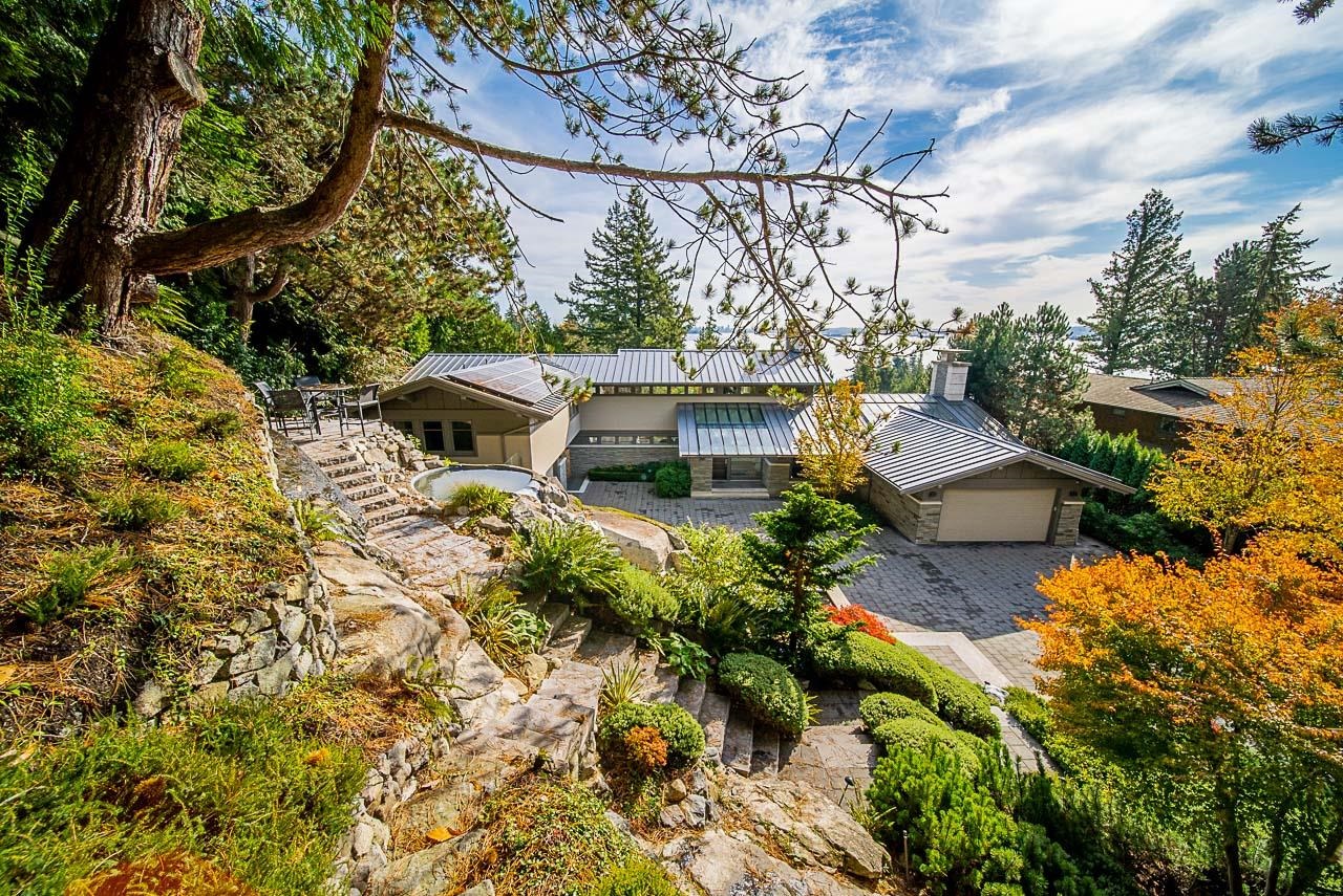 4360 Rockridge Road, West Vancouver, BC, V7W 1A7