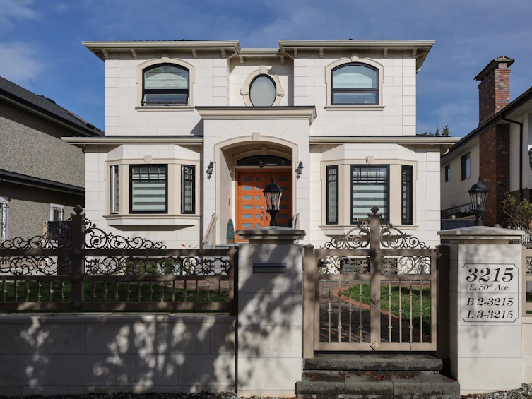 3215 E 50th Avenue, Vancouver, BC, V5S 1P2