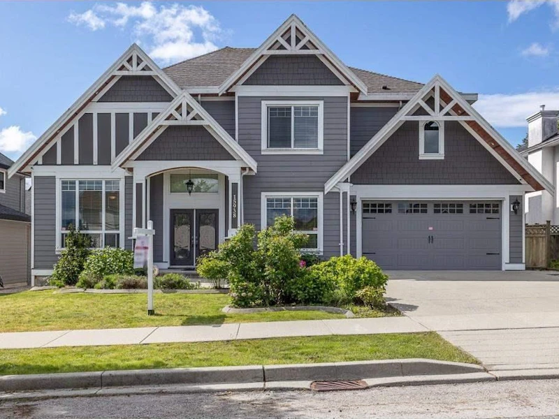 15938 99th Avenue, Surrey BC V4N 2A4