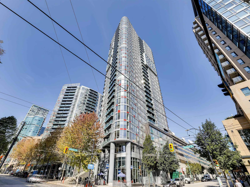 909 - 233 Robson Street, Vancouver BC