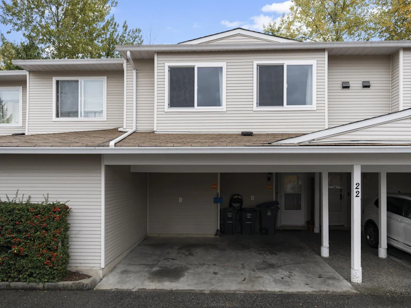 22 - 10051 155th Street, Surrey BC V3R 0S1