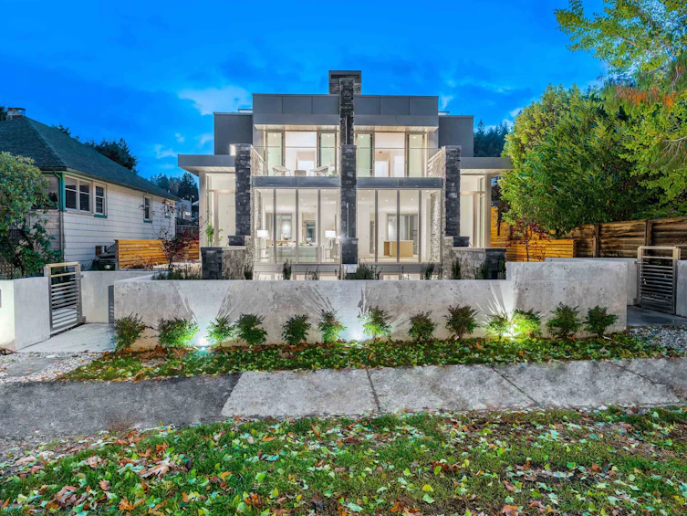 6478 Bay Street, West Vancouver, BC, V7W 2H1