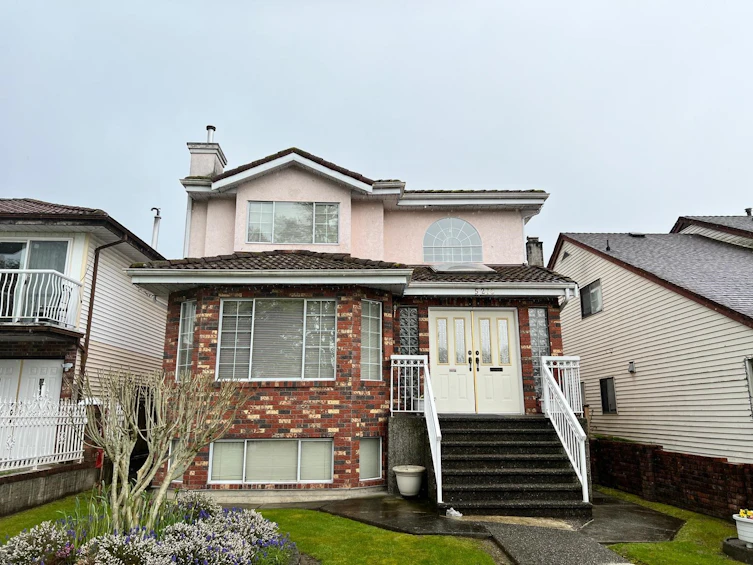 5278 Rhodes Street, Vancouver, BC, V5R 3N8