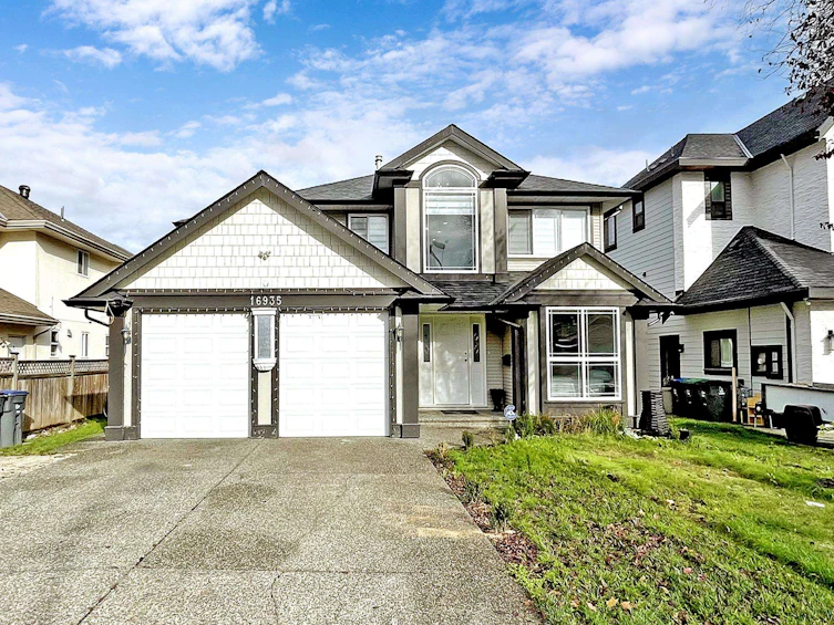 16935 60 Avenue, Surrey, BC, V3S 1T1