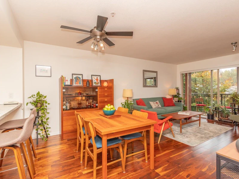 313 - 200 Klahanie Drive, Port Moody BC V3H 5K7