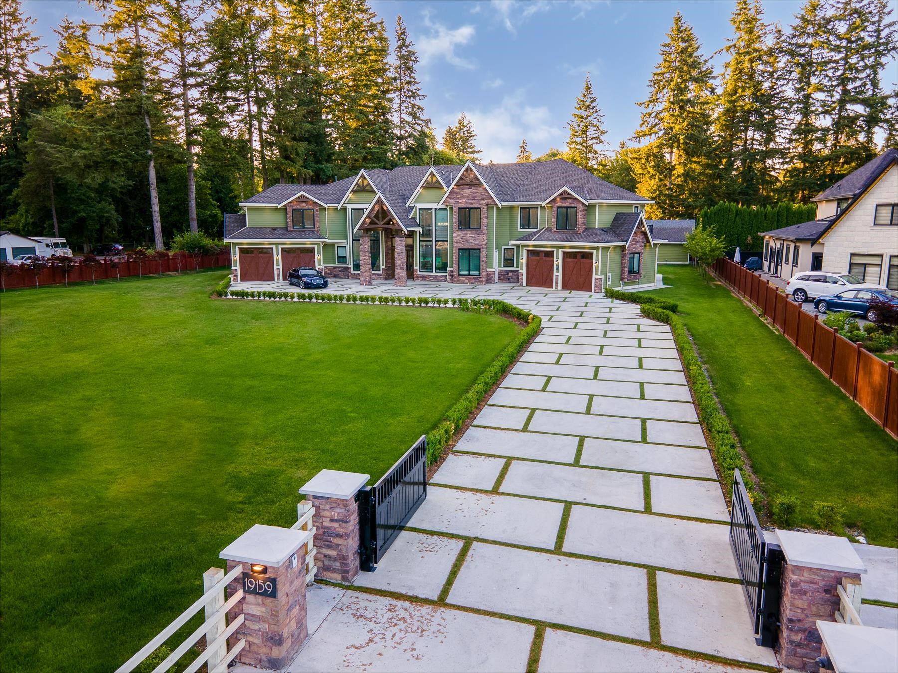 19159 88 Avenue, Surrey, BC, V4N 5T2