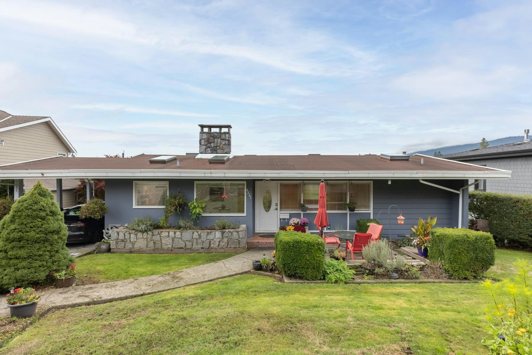 4221 Canterbury Crescent, North Vancouver, BC, V7R 3N4