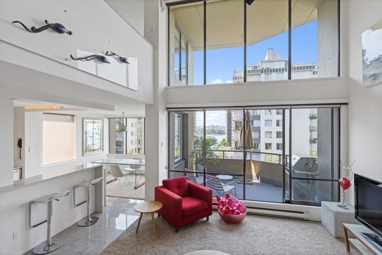 803-1236 Bidwell Street, Vancouver, BC, V6G 2K9