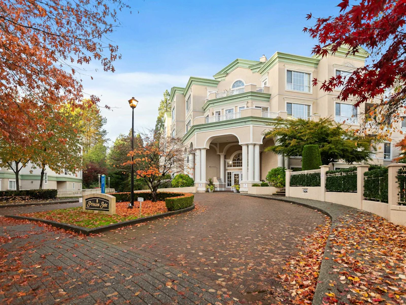 411 - 2985 Princess Crescent, Coquitlam BC V3B 7P3