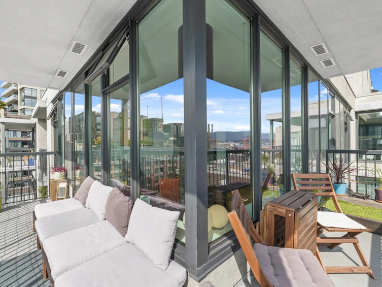 1102-66 W Cordova Street, Vancouver, BC, V6B 0L2