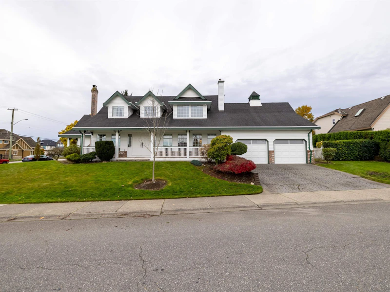 16390 87th Avenue, Surrey BC V4N 1C3