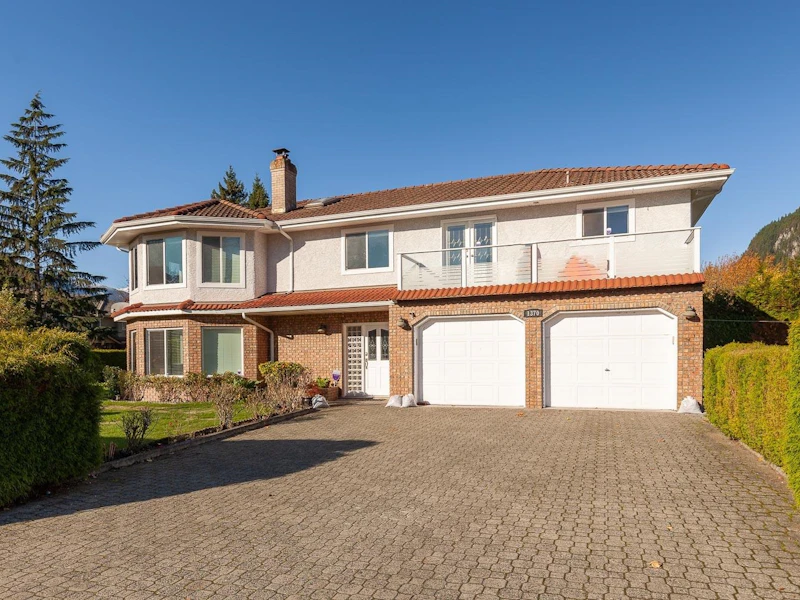 1370 Oak Place, Squamish BC V0N 1H0