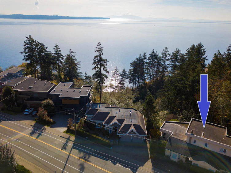 14104 Marine Drive, Surrey, BC, V4B 1A7