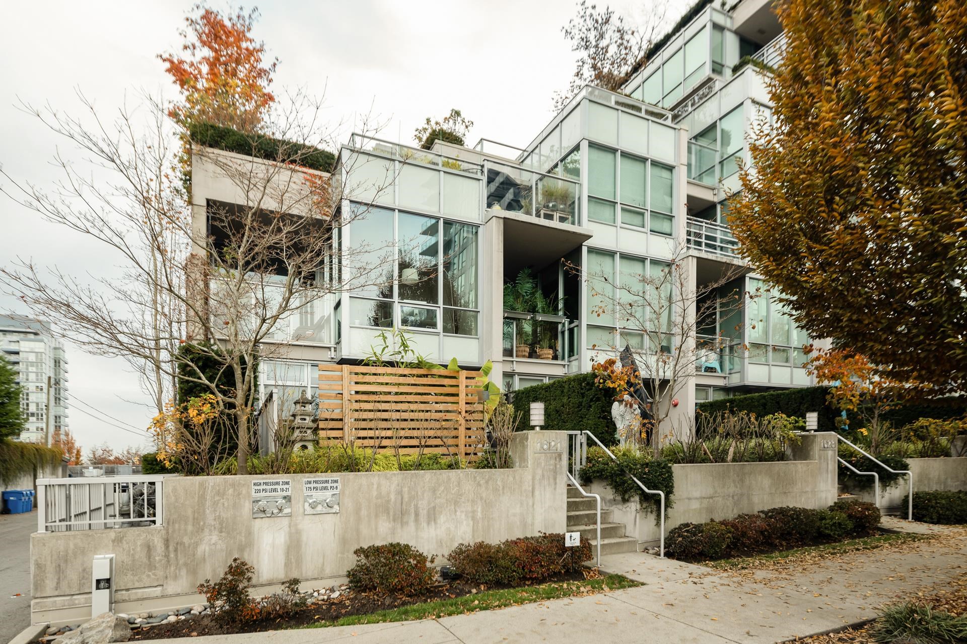 1621 Eastern Avenue, North Vancouver, BC, V7L 0C4