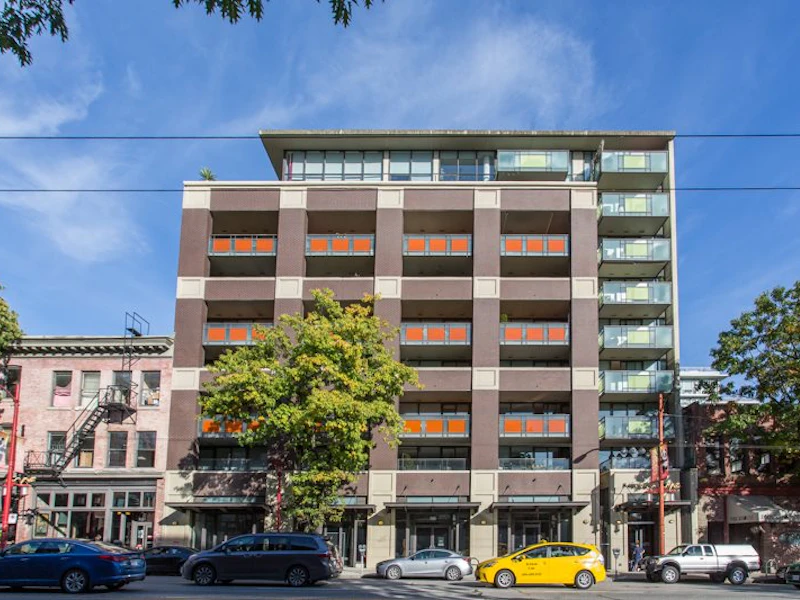 709 - 718 Main Street, Vancouver BC V6A 0B1