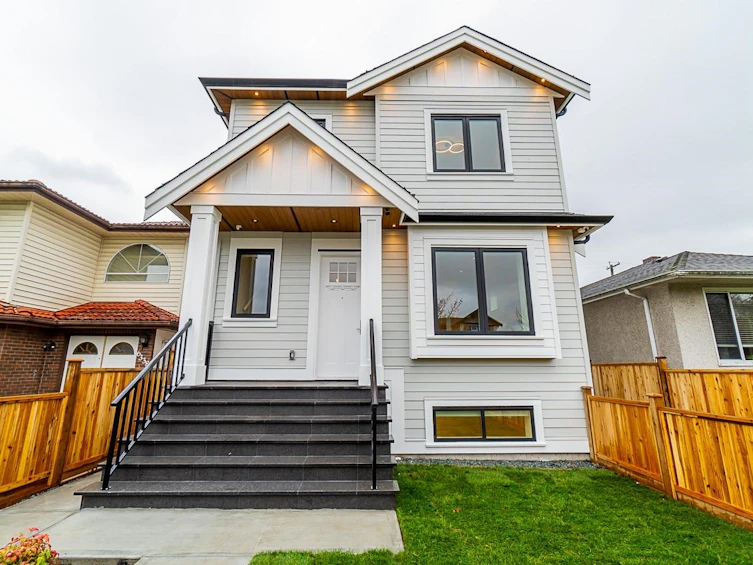6350 Chester Street, Vancouver, BC, V5W 3C3