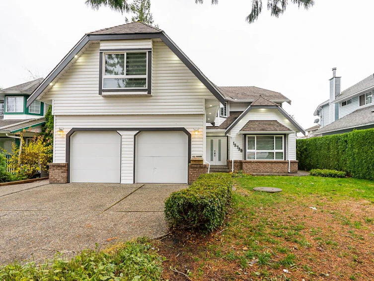 15738 97 Avenue, Surrey, BC, V4N 2T3